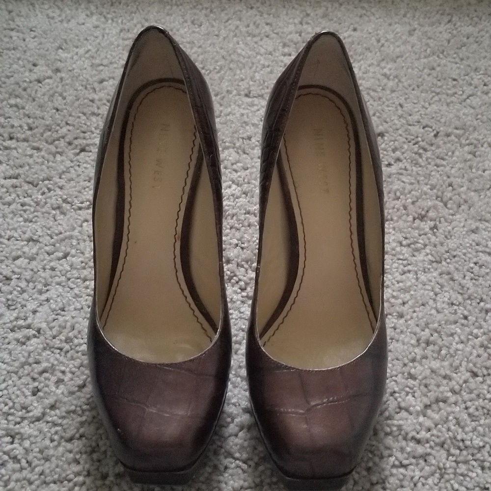 Nine west brown heels